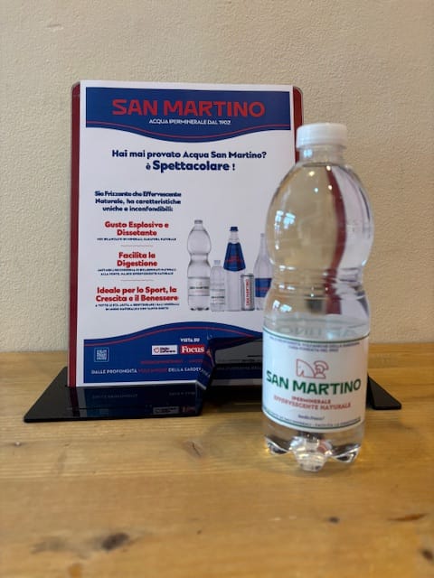 Acqua San Martino Effervescente Naturale – GRG Servizi